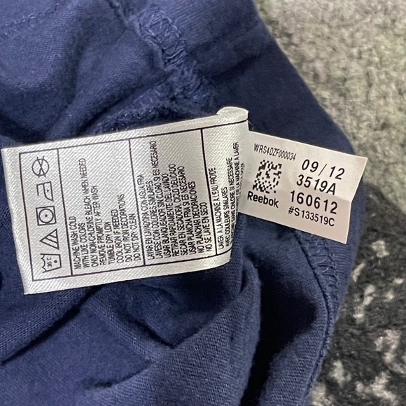 Pittsburgh Penguins CCM Shirt Men Large Navy Blue Long Sleeve NHL Hockey Distres - Picture 10 of 12